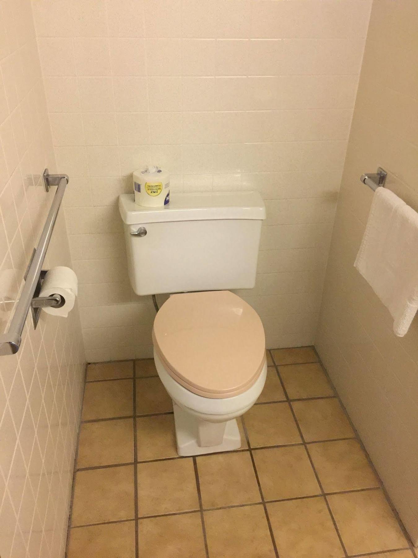 Parkway Inn ヴェスタル エクステリア 写真